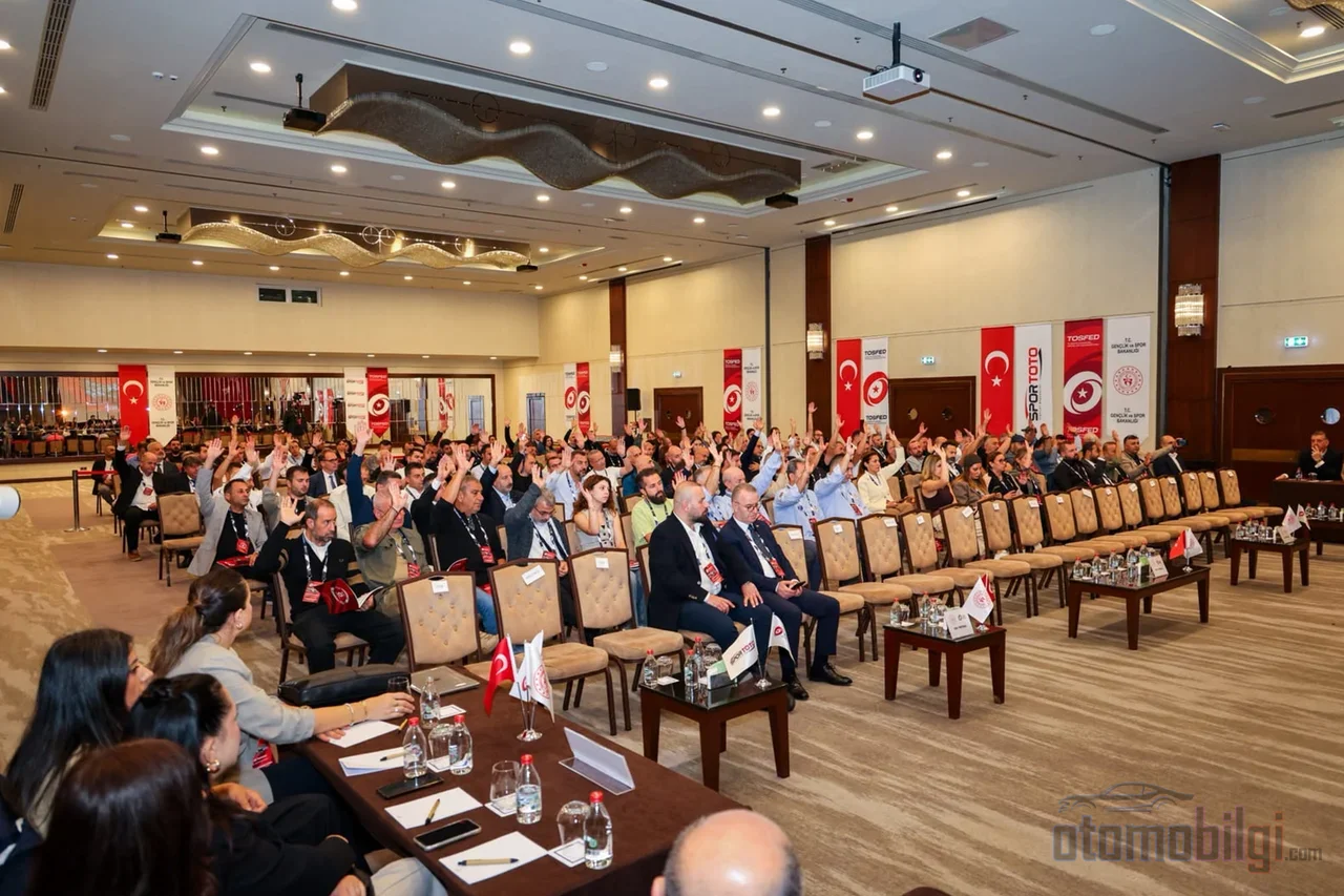 2027 Türkiye Grand Prix'sini bir dış promotöre değil, TOSFED kendisi baştan sona düzenleyerek motosporlarda eşine az rastlanır bir adım atıyor.