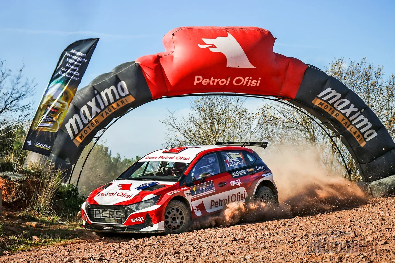 The snapping of an alternator belt extinguished a 104-point championship lead in a single sentence; that's rally's cruelest mathematics at work.