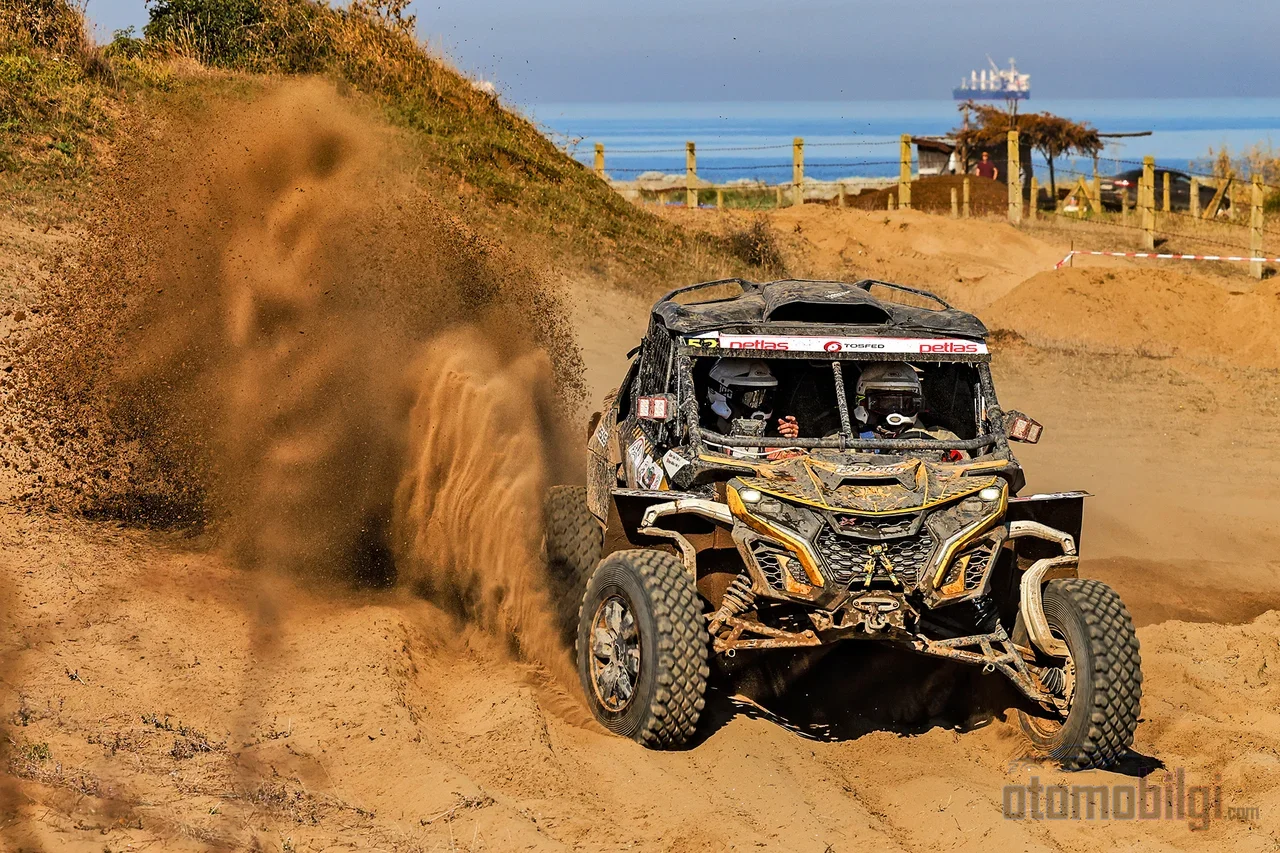 25 vehicles, 50 competitors, and 47 kilometers of battle on Karasu's muddy stages determined the champions of the 2026 offroad season.