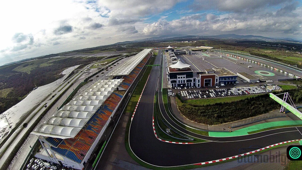 Yenilenen İstanbul Park, 2027'de Porsche Supercup ile Türkiye'yi yeniden dünya motor sporları takviminin kalbine taşıyor.