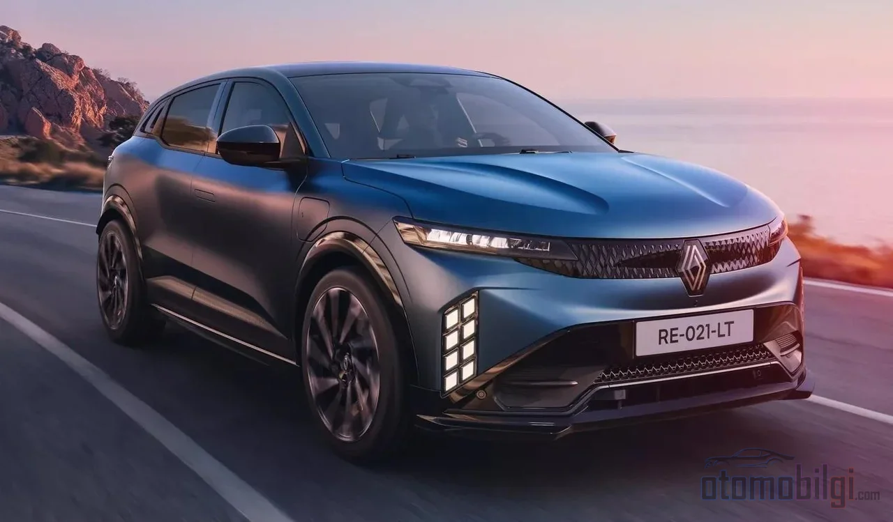 Renault Megane E-Tech는 60 kWh NMC 배터리 대신 67 kWh LFP 배터리를 탑재해 주행 거리를 500 km까지 늘리고 15-80% 충전 시간을 24분으로 단축합니다.