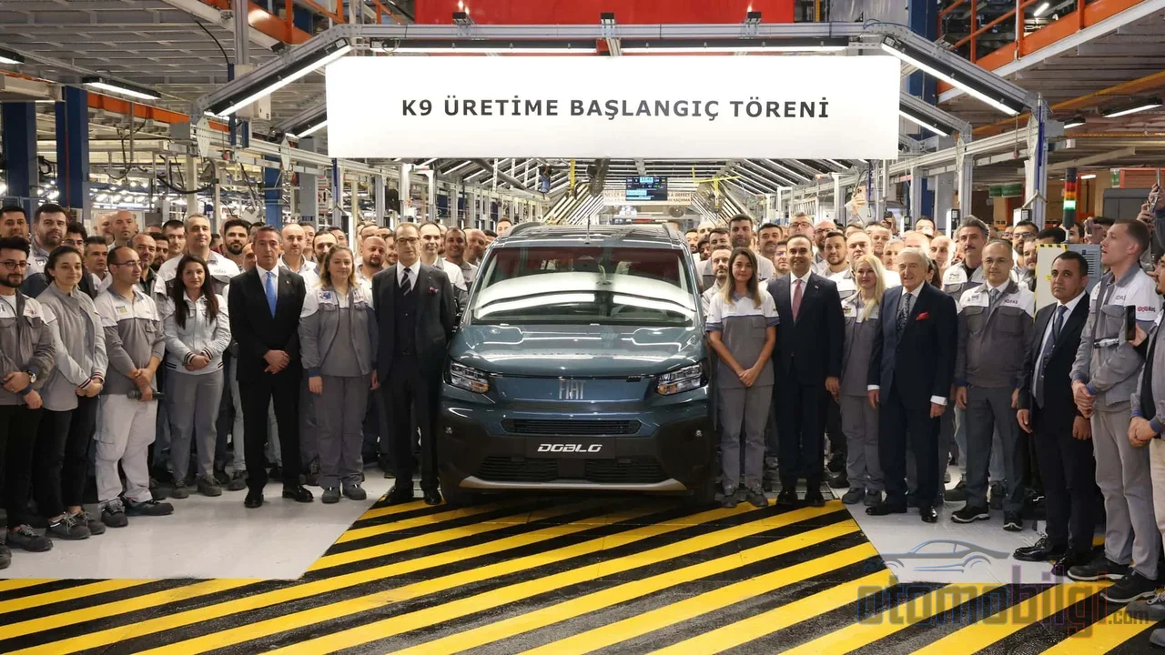 การลงทุนมูลค่า 300 ล้านดอลลาร์ในเบอร์ซาได้กลายเป็นความจริงที่จับต้องได้ด้วย Fiat Doblò คันแรกที่ออกจากสายการผลิตในวันที่ 26 ตุลาคม