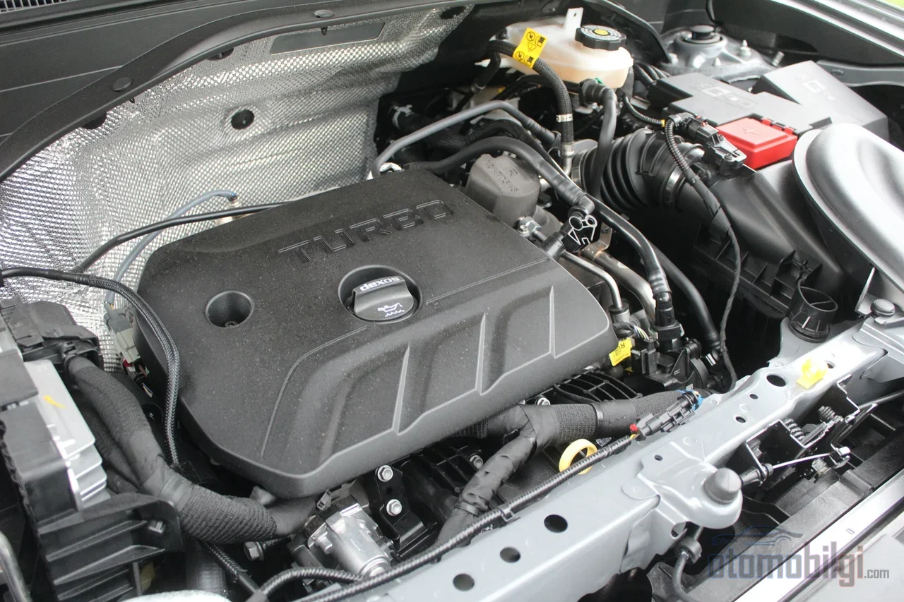 A small engine only burns little fuel when it is never pushed hard; in the city, with a full load, or at high altitude, it can consume more than a large naturally aspirated engine.